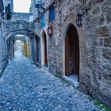 Nyaraló Chevalier's