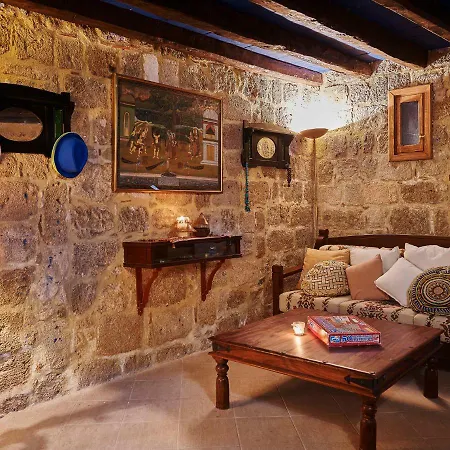 Chevalier's Nyaraló Rhodes City